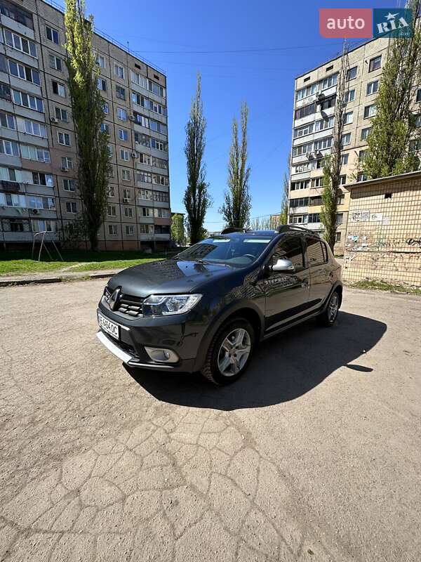 Хетчбек Renault Sandero StepWay 2020 в Кривому Розі