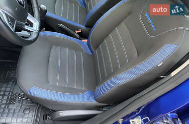 Хэтчбек Renault Sandero StepWay 2020 в 