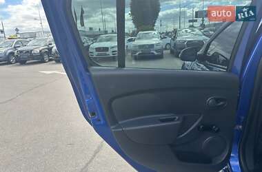 Хетчбек Renault Sandero StepWay 2021 в 