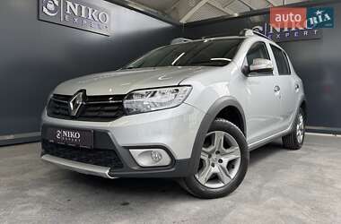 Хэтчбек Renault Sandero StepWay 2021 в Киеве