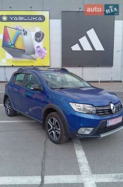 Хэтчбек Renault Sandero StepWay 2021 в Полтаве