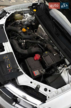 Хэтчбек Renault Sandero StepWay 2020 в 