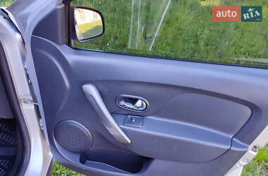 Внедорожник / Кроссовер Renault Sandero StepWay 2013 в 