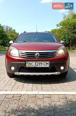 Позашляховик / Кросовер Renault Sandero StepWay 2011 в Дрогобичі