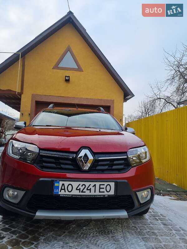 Хэтчбек Renault Sandero StepWay 2020 в Тячеве