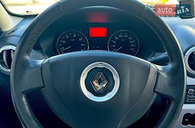 Внедорожник / Кроссовер Renault Sandero StepWay 2012 в 