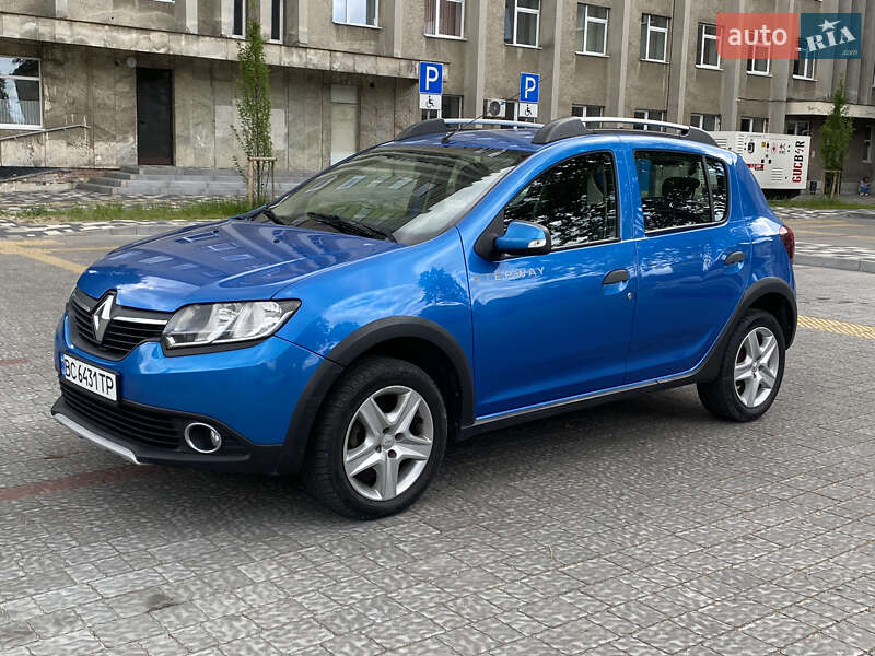 Renault Sandero StepWay 2015
