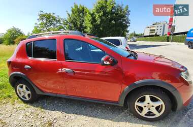 Renault Sandero StepWay 2013 Renault Sandero StepWay 2013