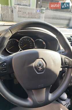 Внедорожник / Кроссовер Renault Sandero StepWay 2013 в 