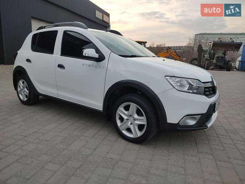 Renault Sandero StepWay 2019