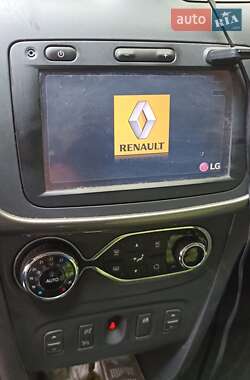 Позашляховик / Кросовер Renault Sandero StepWay 2015 в Херсоні