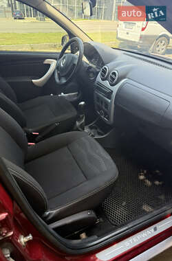 Внедорожник / Кроссовер Renault Sandero StepWay 2011 в 