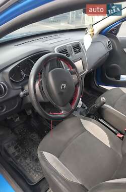 Внедорожник / Кроссовер Renault Sandero StepWay 2014 в 