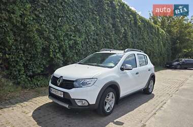 Хетчбек Renault Sandero StepWay 2017 в Києві