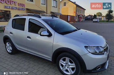 Внедорожник / Кроссовер Renault Sandero StepWay 2013 в Бродах