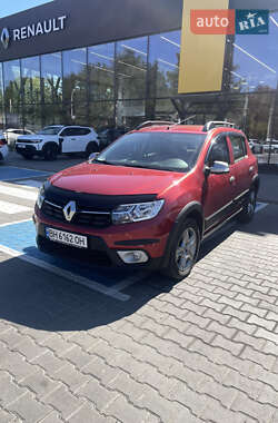 Внедорожник / Кроссовер Renault Sandero StepWay 2017 в Одессе