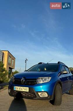 Хэтчбек Renault Sandero StepWay 2017 в Хмельницком