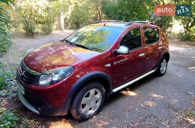 Позашляховик / Кросовер Renault Sandero StepWay 2012 в Києві