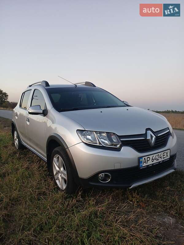 Внедорожник / Кроссовер Renault Sandero StepWay 2016 в Запорожье фото 5 Внедорожник / Кроссовер Renault Sandero StepWay 2016 в Запорожье