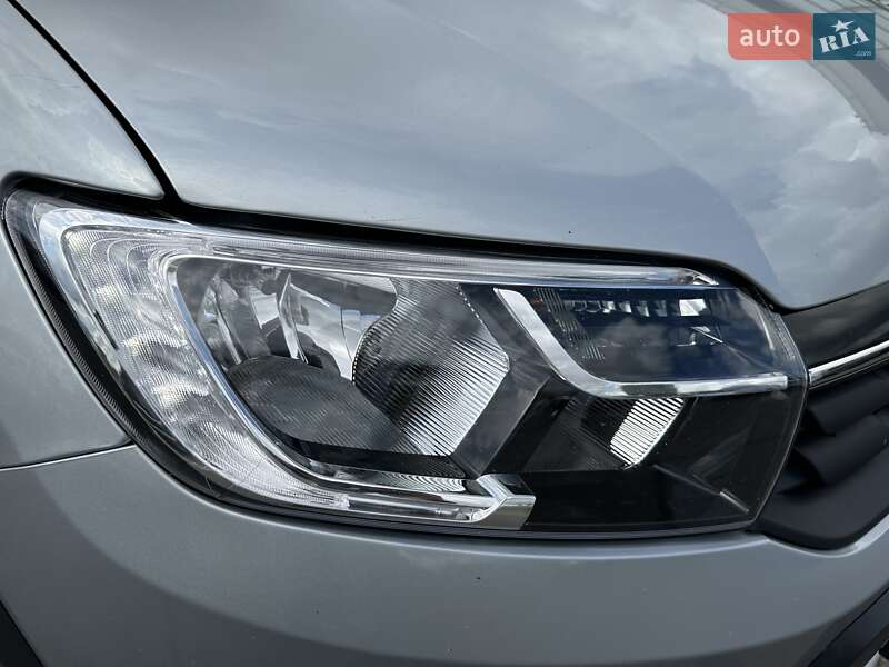 Хетчбек Renault Sandero StepWay 2020 в Києві