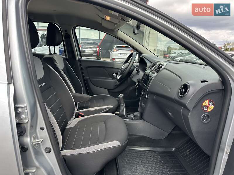 Хетчбек Renault Sandero StepWay 2020 в Києві