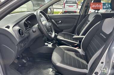 Хэтчбек Renault Sandero StepWay 2020 в 