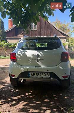 Хэтчбек Renault Sandero StepWay 2020 в 