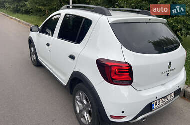 Хэтчбек Renault Sandero StepWay 2021 в 