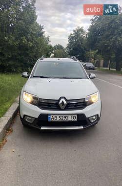 Хэтчбек Renault Sandero StepWay 2021 в 