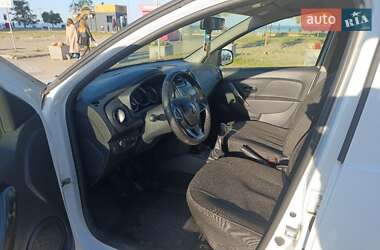 Хэтчбек Renault Sandero StepWay 2019 в 
