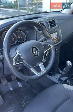 Хэтчбек Renault Sandero StepWay 2020 в 