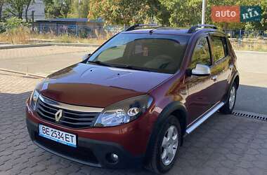 Внедорожник / Кроссовер Renault Sandero StepWay 2013 в 