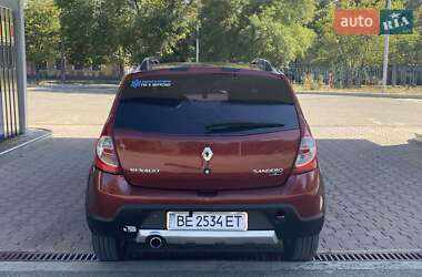 Внедорожник / Кроссовер Renault Sandero StepWay 2013 в 