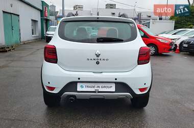 Хэтчбек Renault Sandero StepWay 2021 в 