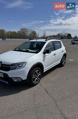Хетчбек Renault Sandero StepWay 2020 в 