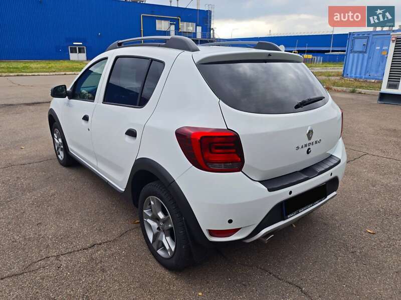 Хетчбек Renault Sandero StepWay 2020 в Кривому Розі