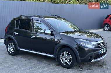 Внедорожник / Кроссовер Renault Sandero StepWay 2012 в 