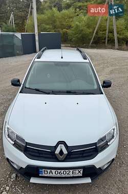 Хетчбек Renault Sandero StepWay 2020 в 