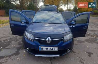 Хетчбек Renault Sandero StepWay 2016 в 