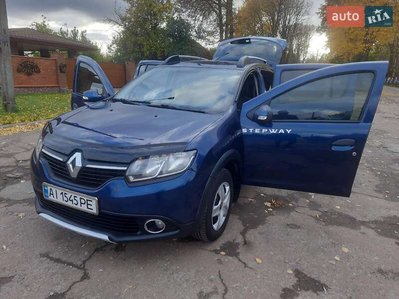 Хэтчбек Renault Sandero StepWay 2016 в Кролевце