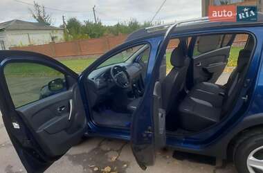 Хетчбек Renault Sandero StepWay 2016 в 