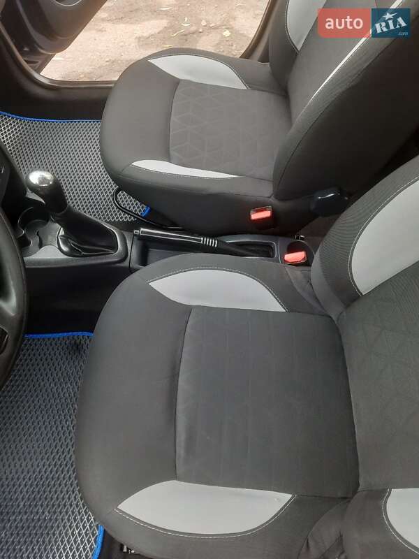 Хэтчбек Renault Sandero StepWay 2016 в Кролевце