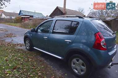 Внедорожник / Кроссовер Renault Sandero StepWay 2012 в 