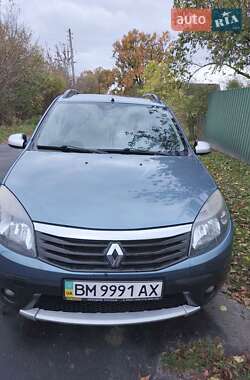 Внедорожник / Кроссовер Renault Sandero StepWay 2012 в 