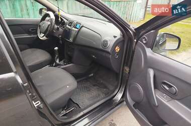 Внедорожник / Кроссовер Renault Sandero StepWay 2014 в 