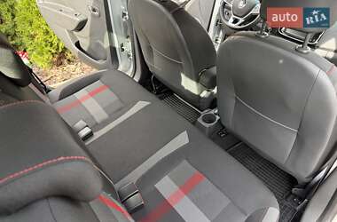 Хэтчбек Renault Sandero StepWay 2019 в 