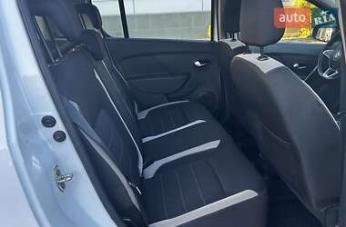 Хэтчбек Renault Sandero StepWay 2020 в 