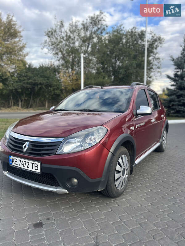 Позашляховик / Кросовер Renault Sandero StepWay 2011 в Дніпрі