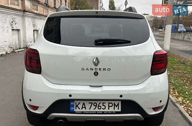 Хэтчбек Renault Sandero StepWay 2020 в 