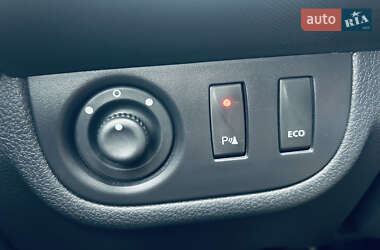 Хэтчбек Renault Sandero StepWay 2020 в 
